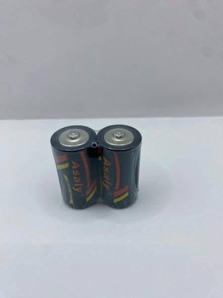 بطاريات وسط